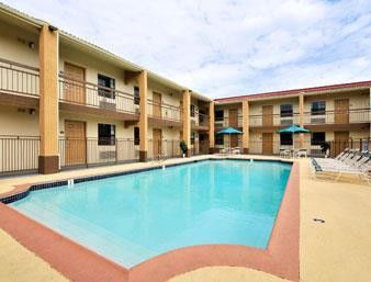 Days By Wyndham East 2* Houston