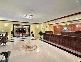 Hotel Days By Wyndham East